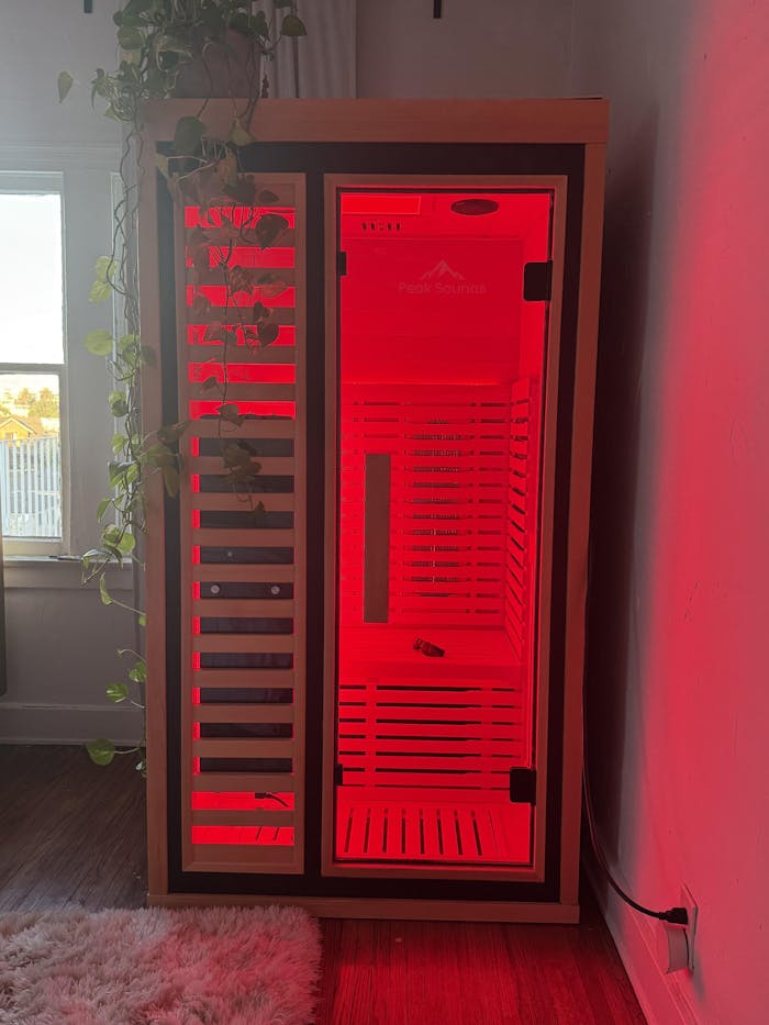 Peak Saunas Shasta 1-Person Full Spectrum Infrared Sauna with XL Medical-Grade Red Light Therapy & Smart WiFi App Control