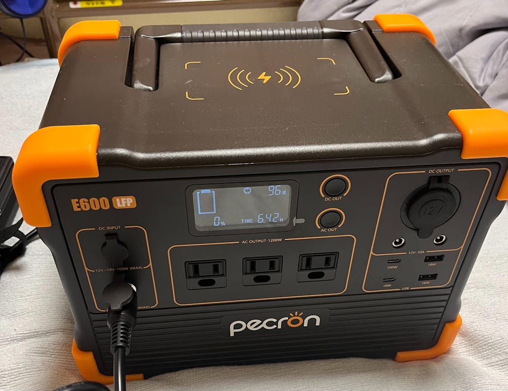 PECRON 100W ソーラーパネル 18V