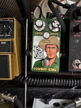 ギター Pedal Pawn COWBOY KING Pedal Pawn's Cowboy King is a “Tube Screamer on steroids