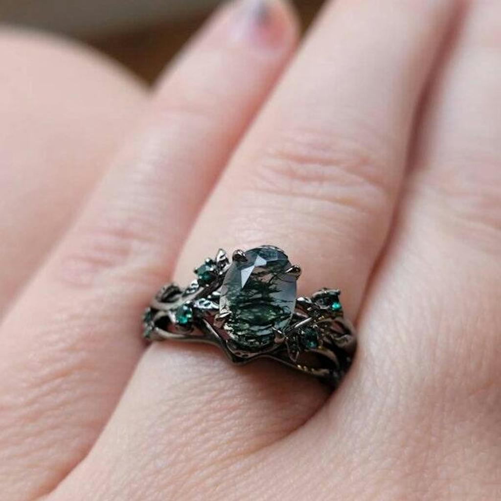 Unique black gold moss agate ring set Nature Inspired aquatic agate engagement ring vintage cluster emerald Leaf wedding ring set for women