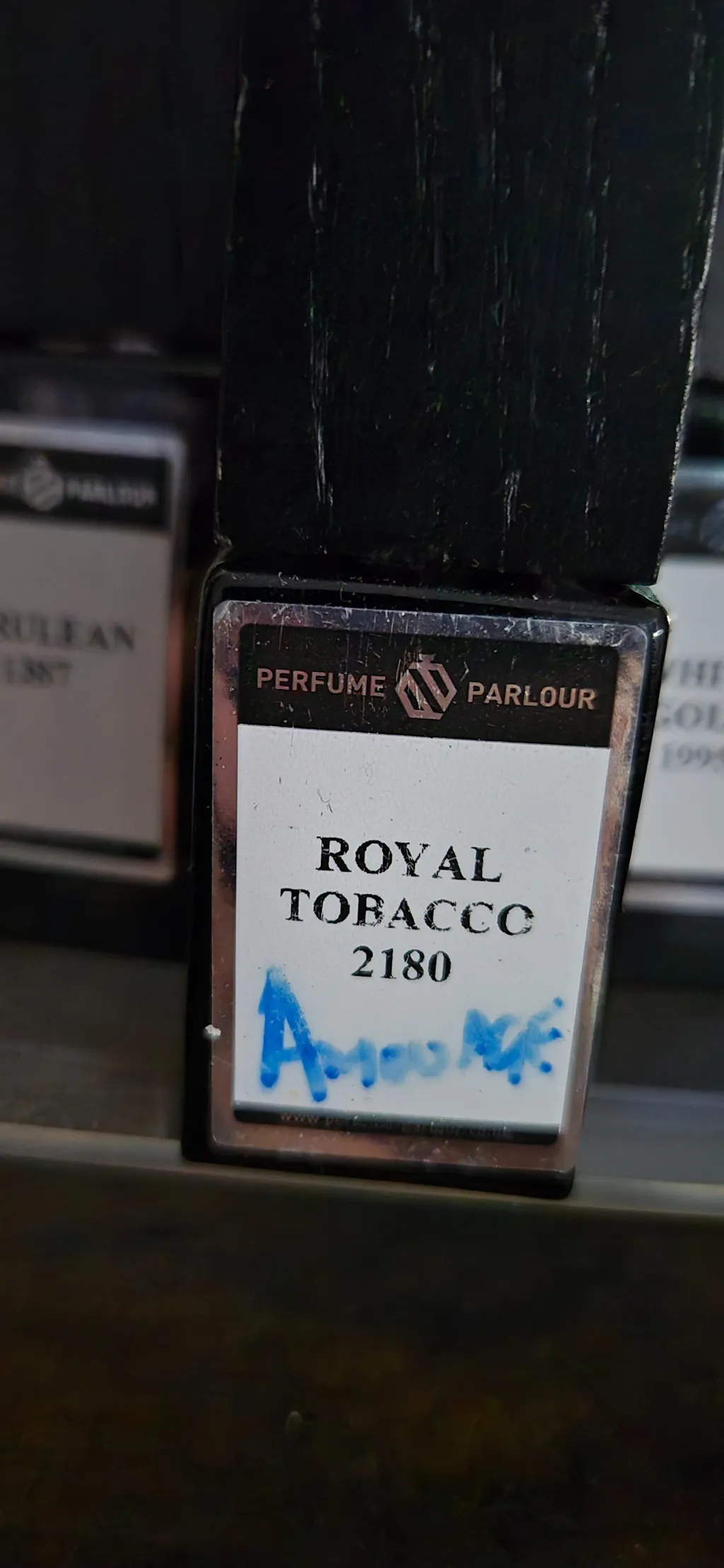 Royal Tobacco - 2180