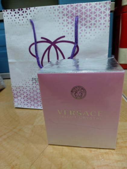 Versace Bright Crystal Eau De Toilette Spray 30ml/1oz : : Beauty &  Personal Care