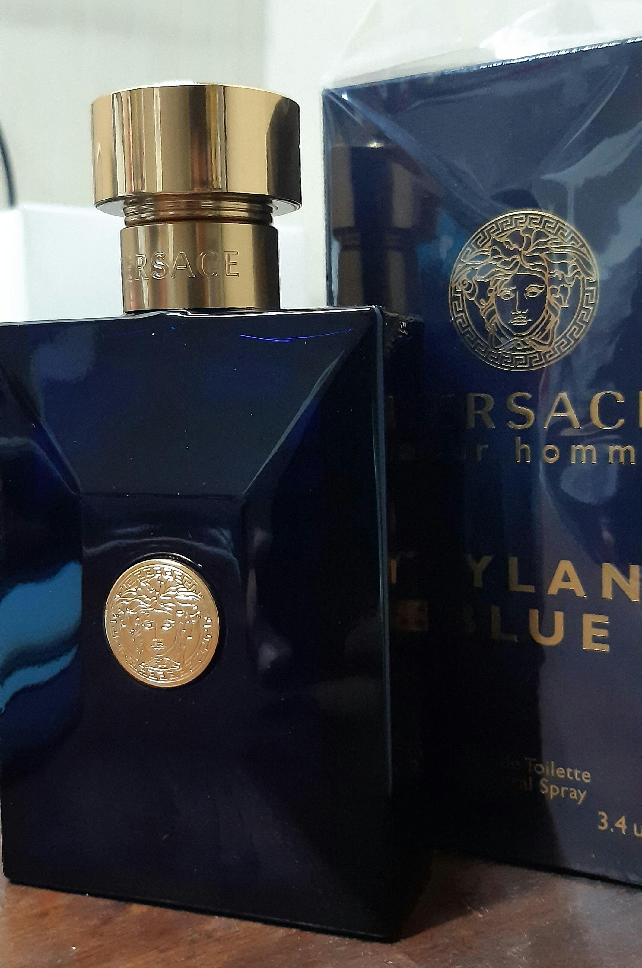 Versace dylan discount blue longevity