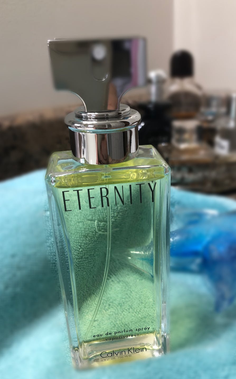 Eternity Femme Eau De Parfum Spray By Calvin Klein 100ml
