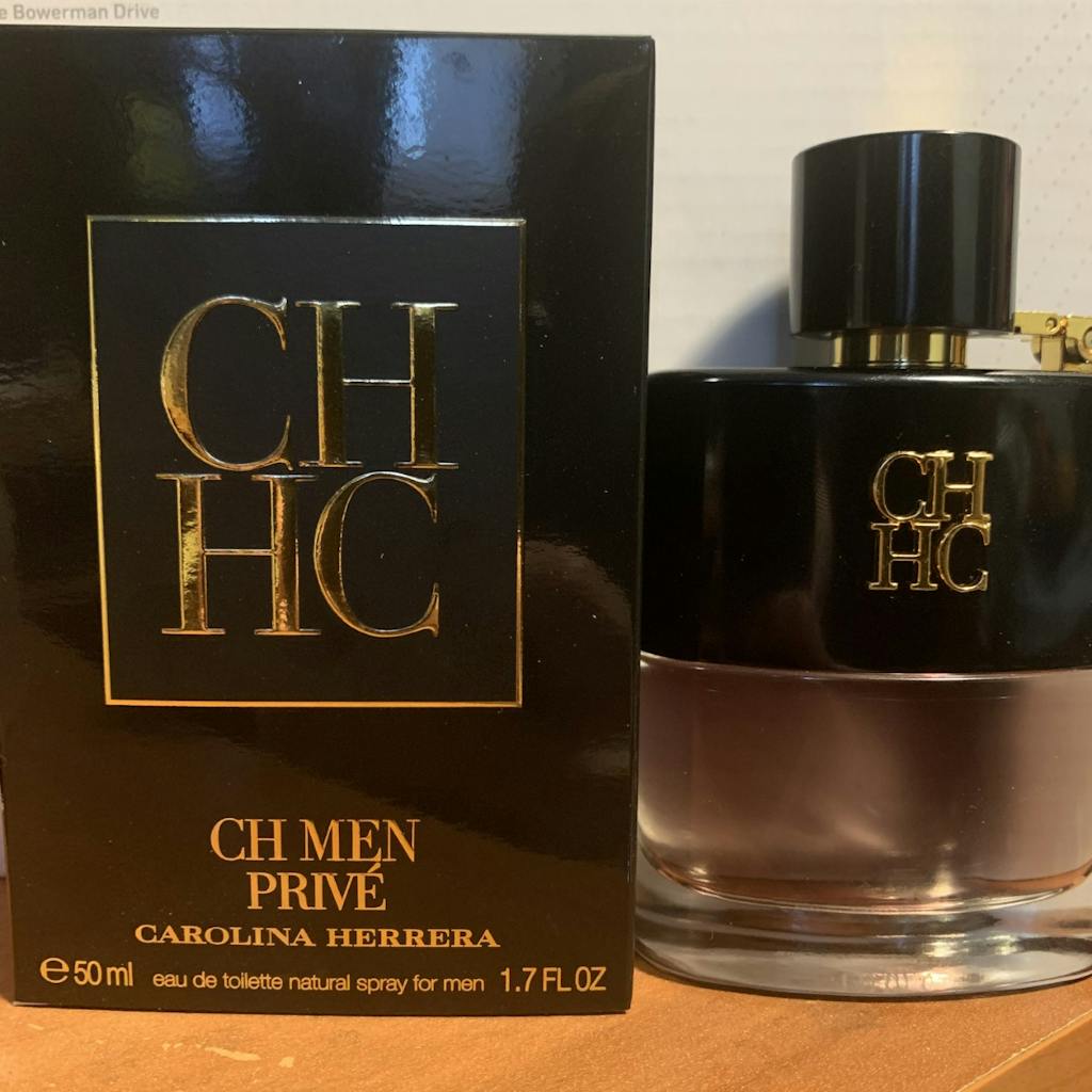 Ch Men Prive Carolina Herrera Cologne for Men in Canada – Perfumeonline.ca