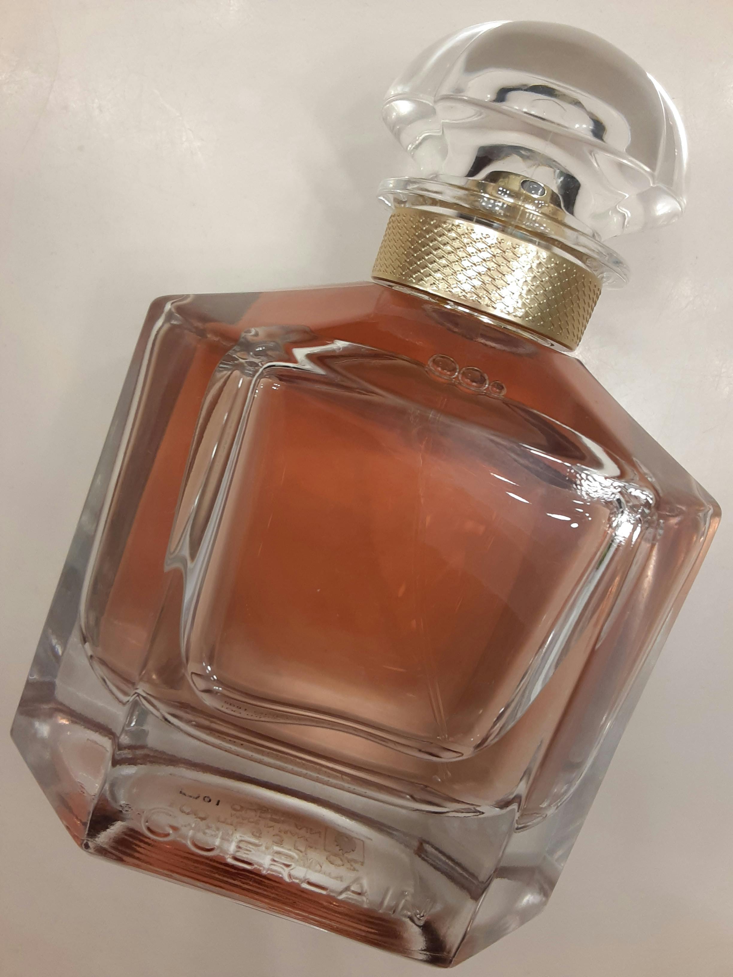 GUERLAIN MON GUERLAIN 香水　100ml Amazon.co.jp: Guerlain Mon Guerlain Eau De Parfum 3.4 fl oz