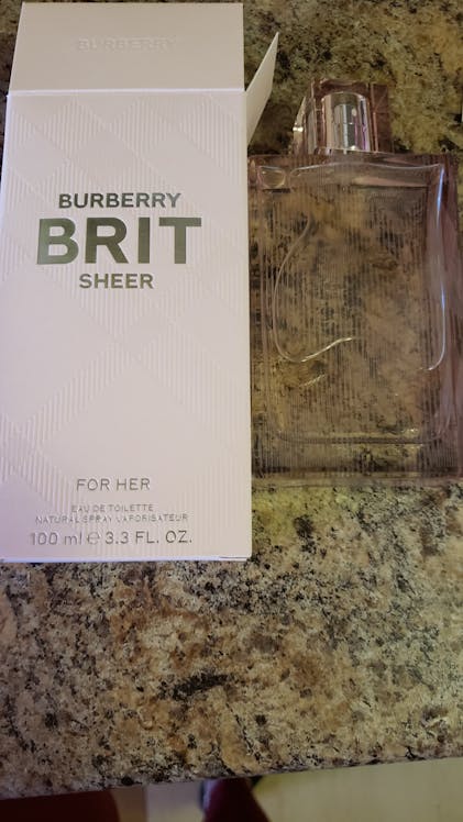 Toilette Spray Burberry Sheer Perfume Review Buy Burberry Brit