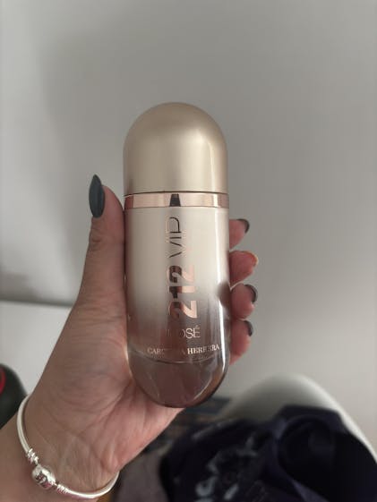 Caroline Herrera Carolina Herrera 212 Vip 50ml Caroline Herrera