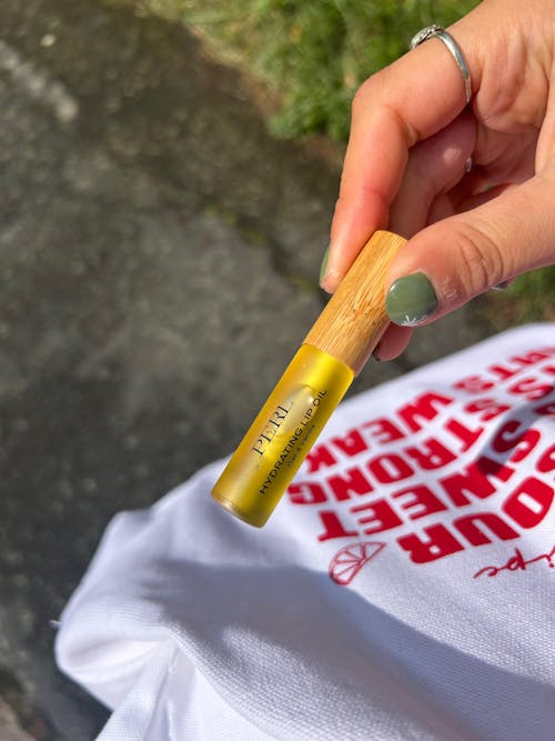 HYDRATING LIP OIL
