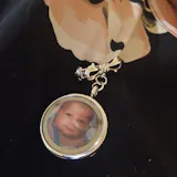 Personalized Memorial Photo Graduation Lapel Pin