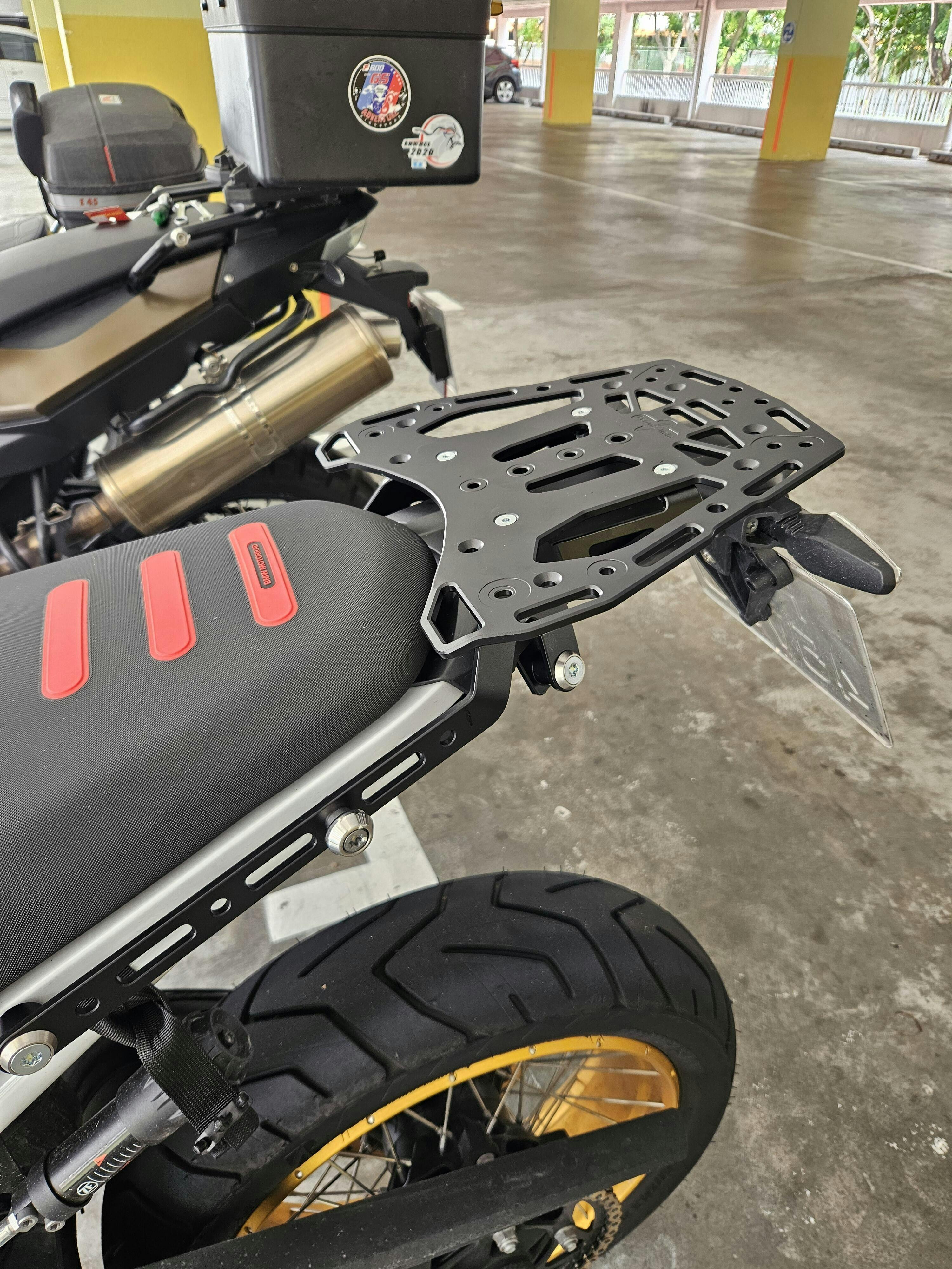 BMW F900GS Top luggage rack - Perunmoto