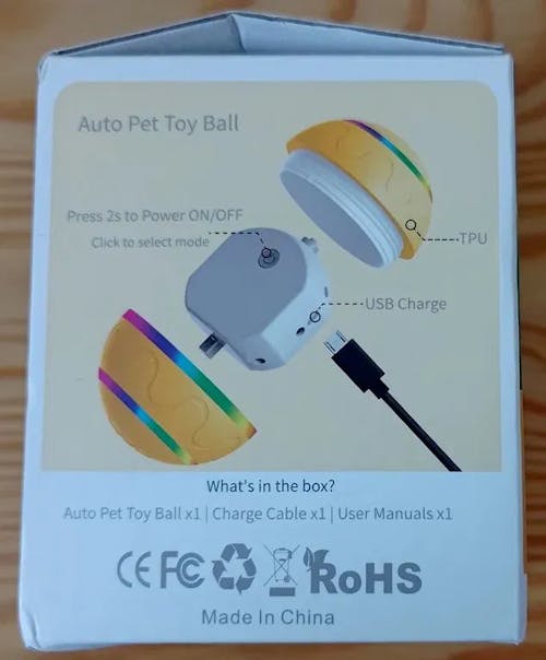 1 Interactive Pet Ball. Automatic LED Flashing Motion Toy, Perfect for Playtime