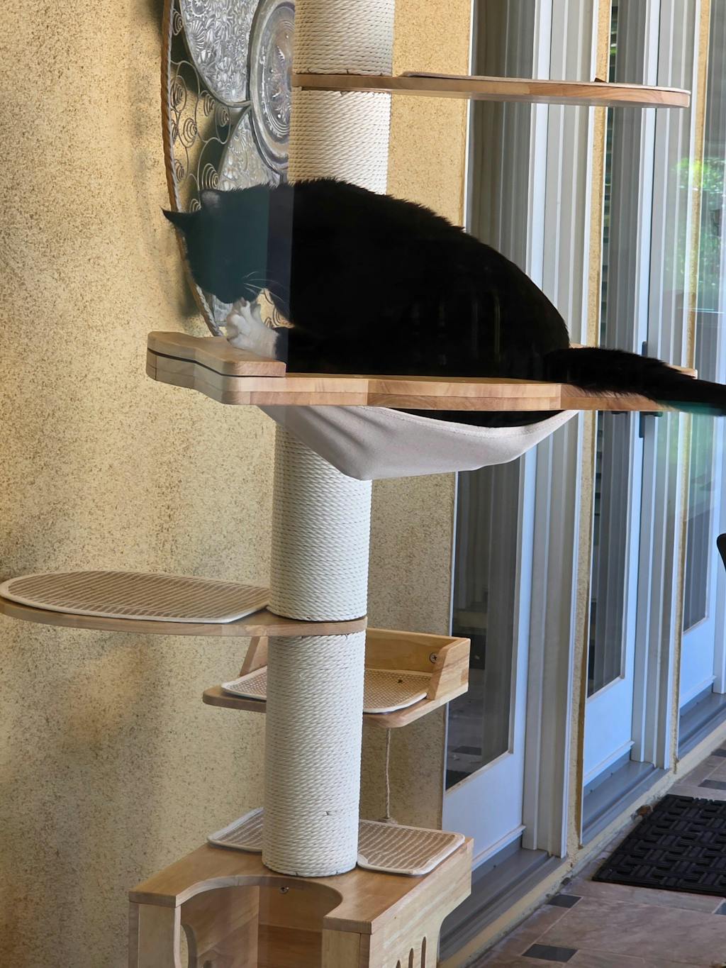 PETOMG Adjustable Floor to Ceiling Cat Tree | Modern Cat Tower for Large Cats