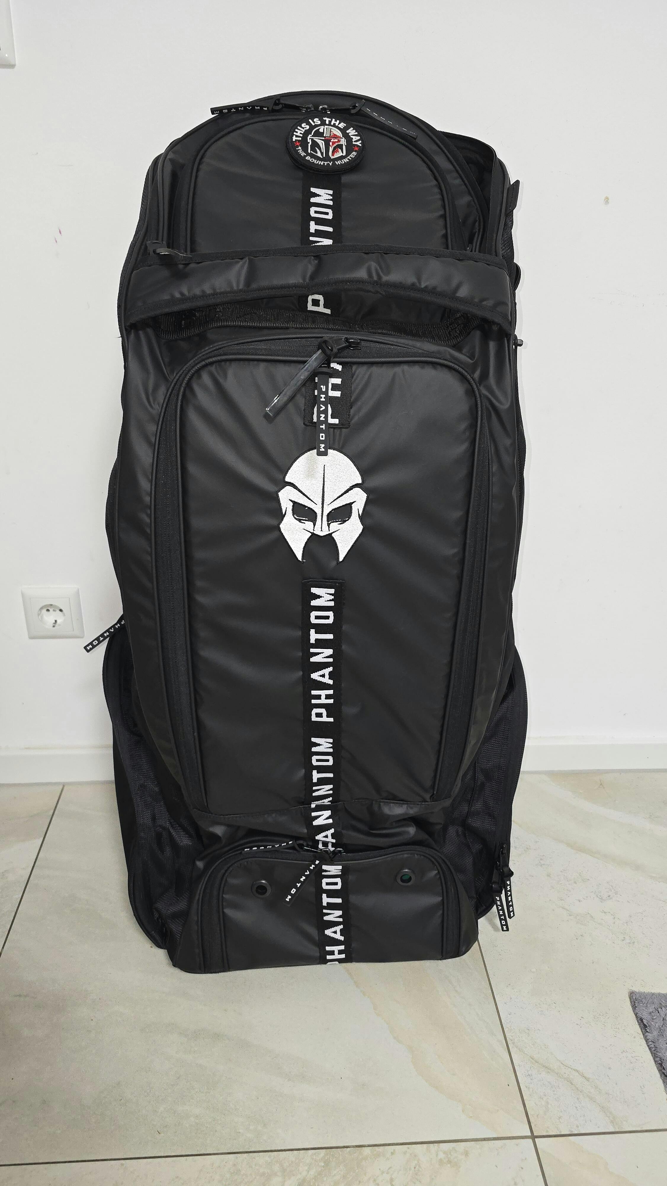 2024 PS7 Wheelie Duffle Black Phantom Cricket