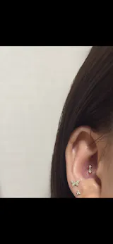 プレゼントにオススメ 高級軟骨ピアス│プレゼントセット – PICOLLET