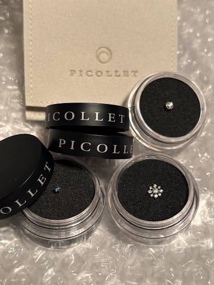 K10WG ダイヤモンドフラワー 花 軟骨ピアス・ボディピアス – PICOLLET