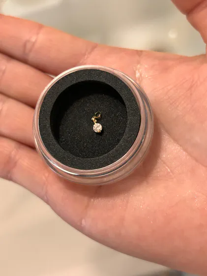 ダイヤモンド ピアスチャーム K18 プラチナ│軟骨ピアス・ボディピアス