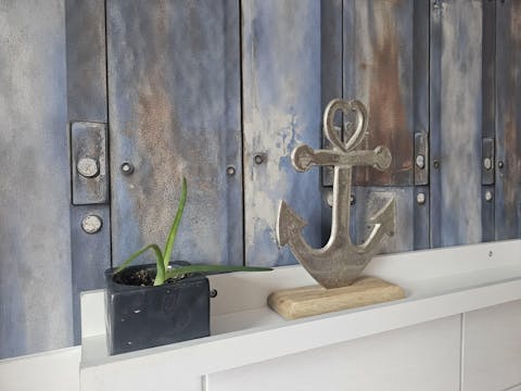 Vintage Steel Blue Metall