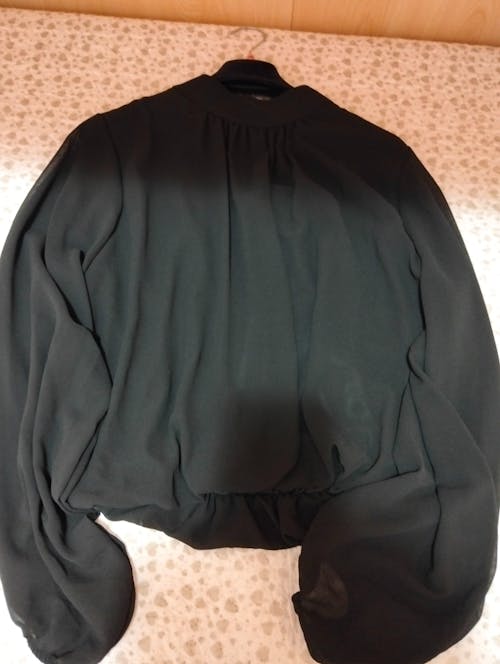 Blusa in chiffon maniche a palloncino