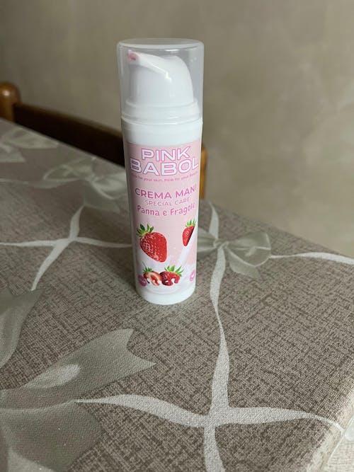 Crema mani idratazione intensa - Burro di karité, Olio di Cocco, Miele, Aloe Vera - Nutriente, Protettiva e Rigenerante