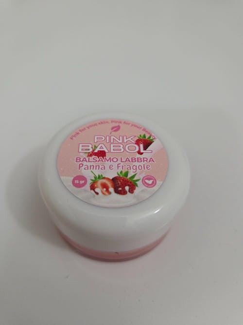 Balsamo Labbra con Olio di Mandorle Dolci, Soia, Burro di Karité, Illipé e Kokum – Idratazione Intensa e Protezione Duratura