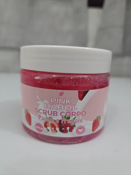 Scrub Corpo Esfoliante e Purificante con microgranuli Naturali, Aloe Vera, Burro di Karité e Olio di Sesamo – Pelle Luminosa, Liscia e Rigenerata