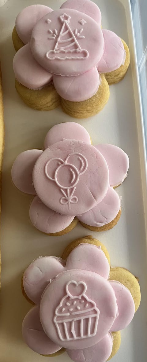 Blossom Birthday Cookie Kit: Mini Flowers & Messages