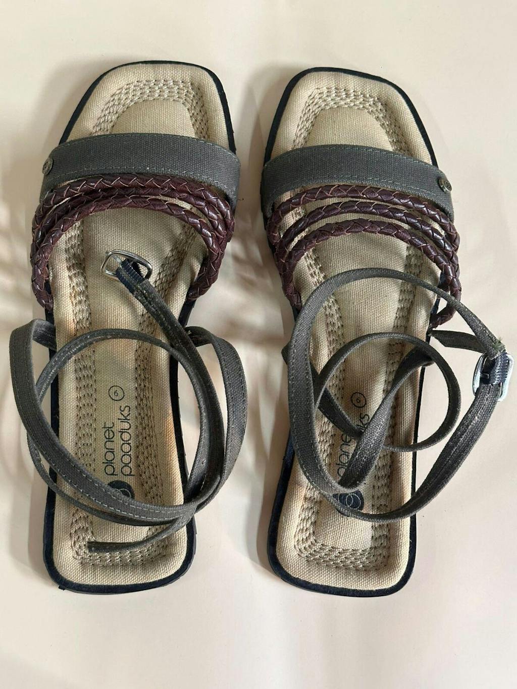 Veya Green Sandals Women