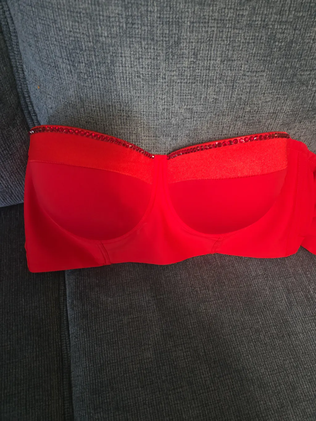 SS20 Self Adhesive and Hot-Fix Rhinestone Sheet 4"