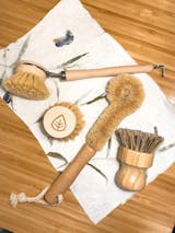 Zero Waste Kitchen Cleaning Brush Starter Set Juturna Eco-Friendly –  JUTURNA STUDIOS