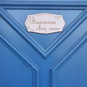 Bienvenue chez moi Cette porte que vous avez frappée était