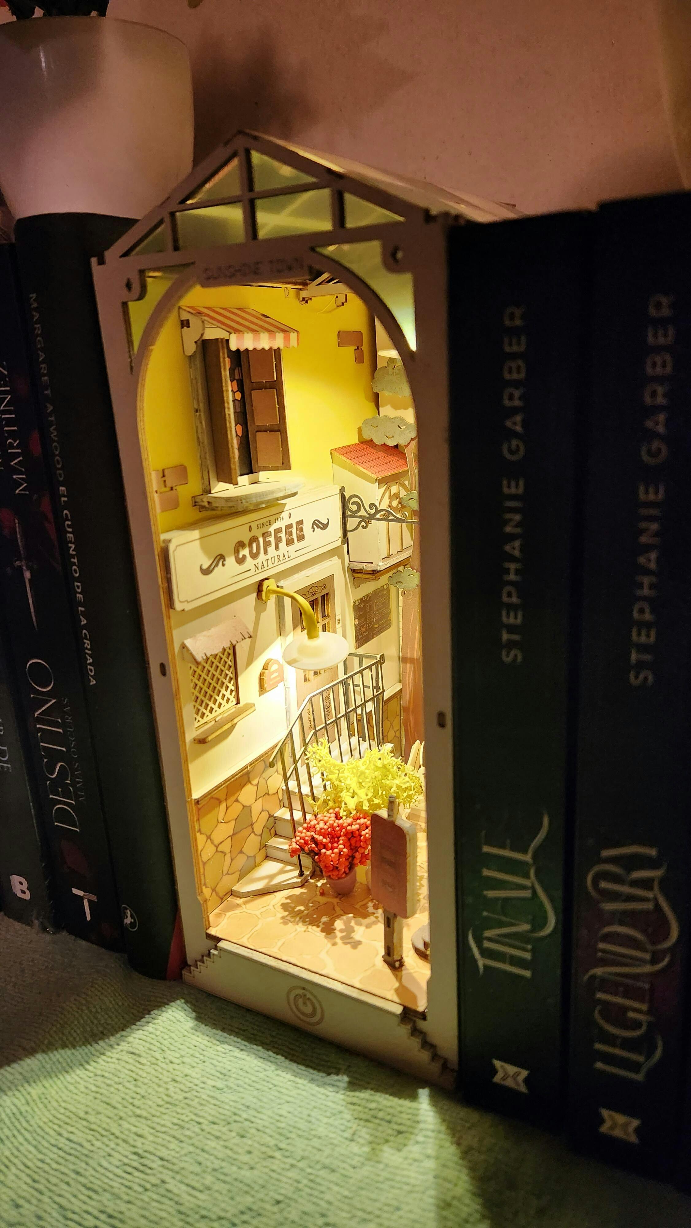 Separador de Libros Sunshine Town Book Nook Robotime TGB02 Separador de Libros Sunshine Town Book Nook Robotime TGB02