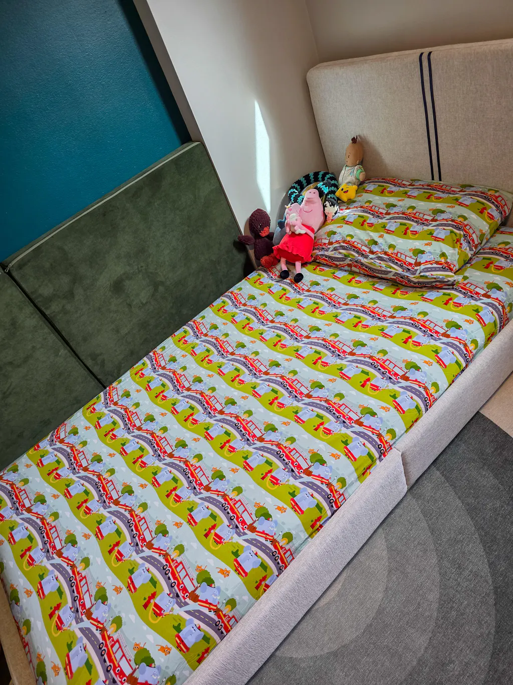 Fitted Twin Sheet & Pillow Case Set - Super Simple™  Here Comes the Firetruck - Tencel™ Modal