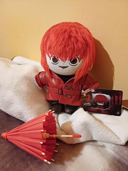 【PRESALE】PLUSH WONDERLAND Crawling guy/ Red Umbrella guy Plushie 20CM Cotton Doll