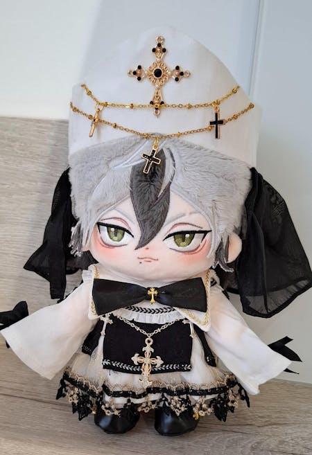 【Last Batch】【In Stock】PLUSH WONDERLAND Elegant Gentleman Plushie 20CM Cotton Doll FANMADE