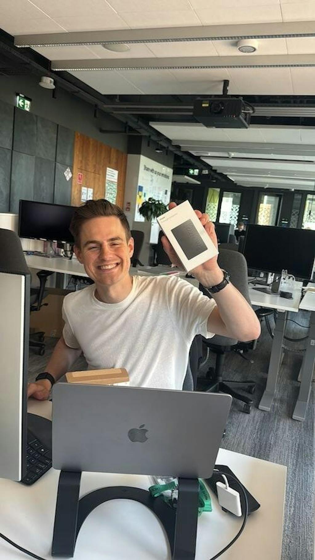 Pocket - World's First AI Thought Companion