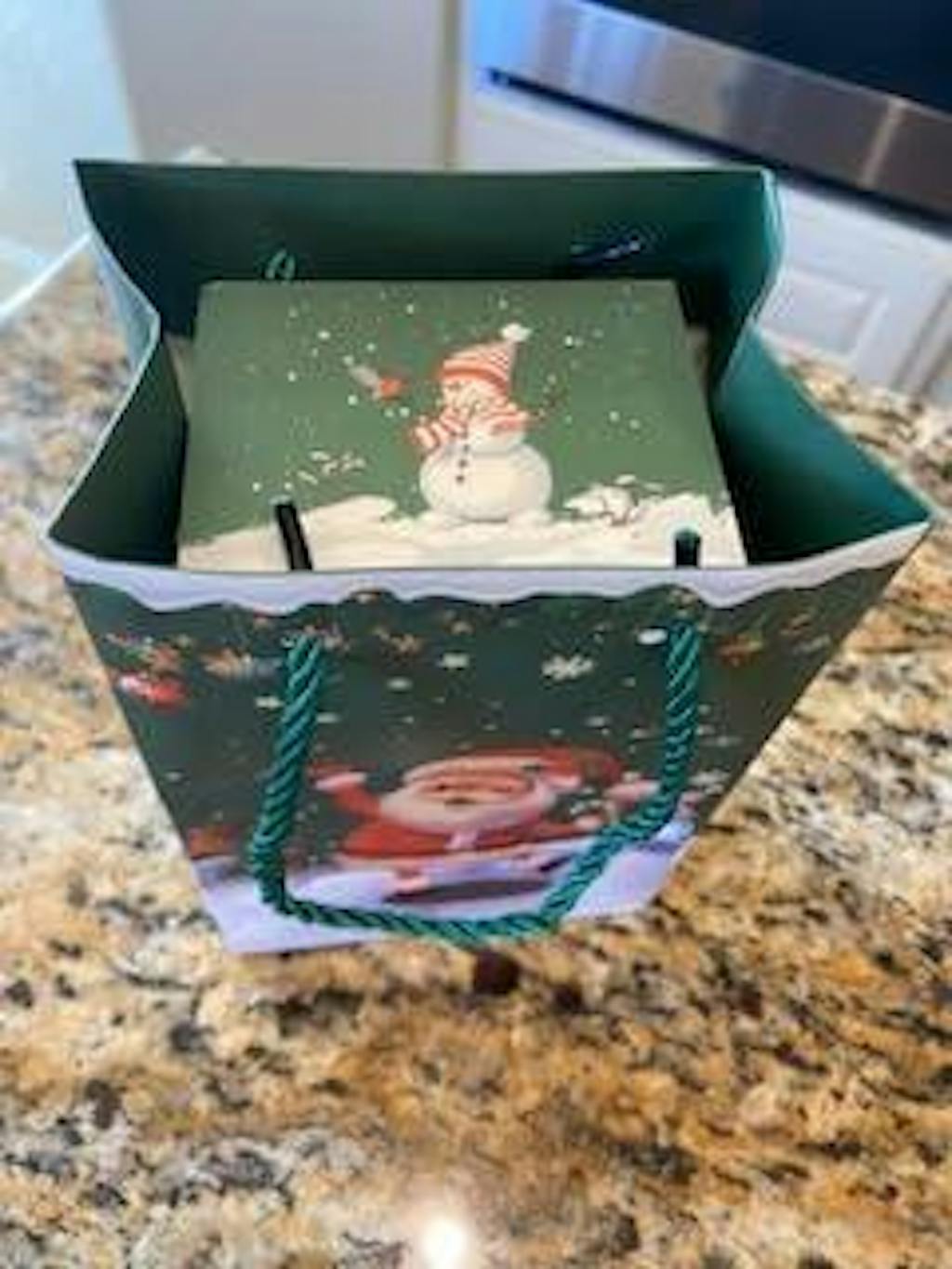 PopLove™ Surprise Gift Box