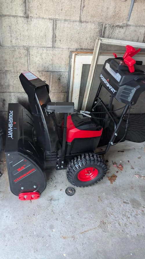 80V 24'' Two Stage Self-propelled Cordless Snow Blower HB2805
