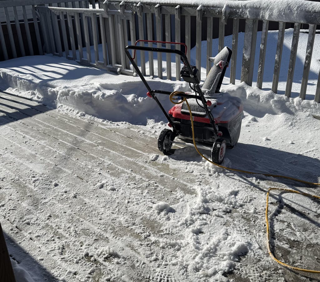 21'' 15A Single Stage Electric Snow Blower w/ LED Light DB7521