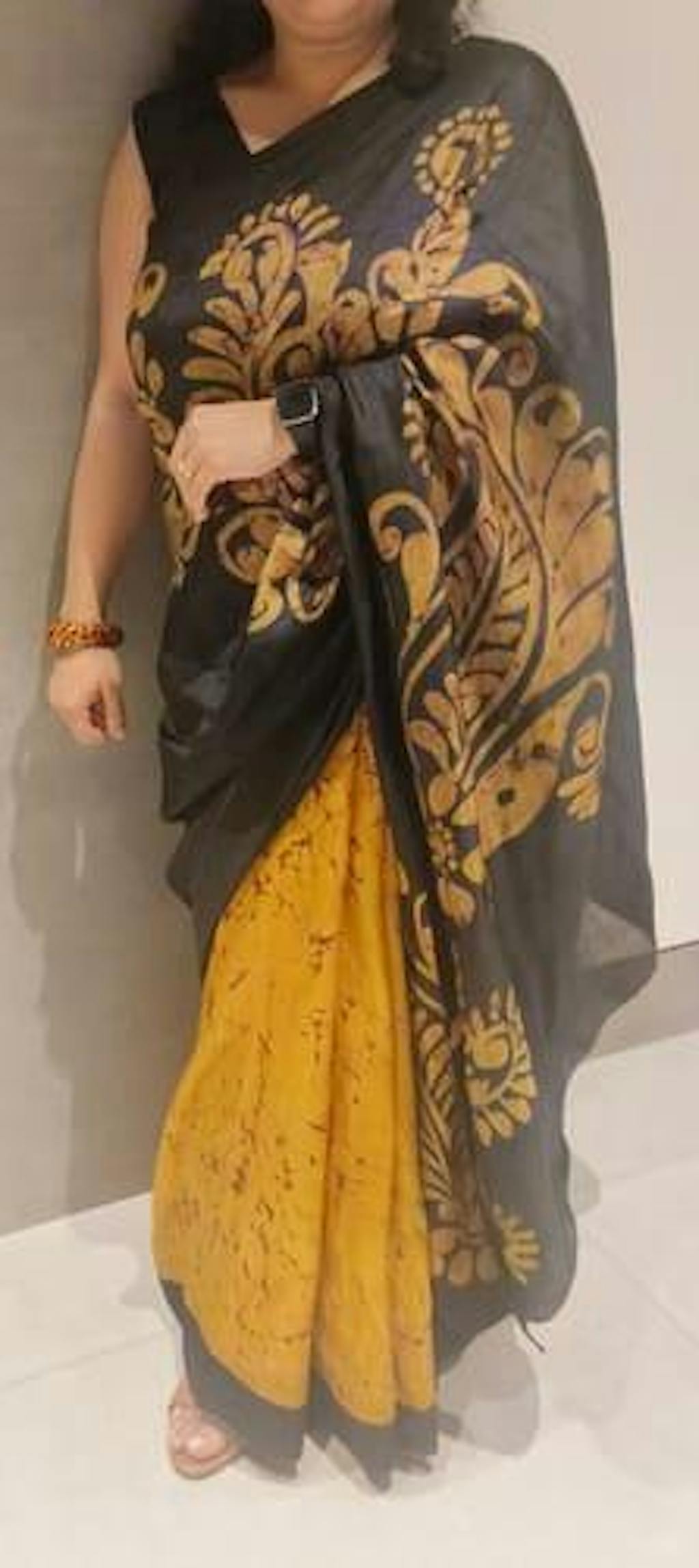 Inverse Rhythm-Hand Batik Silk Saree