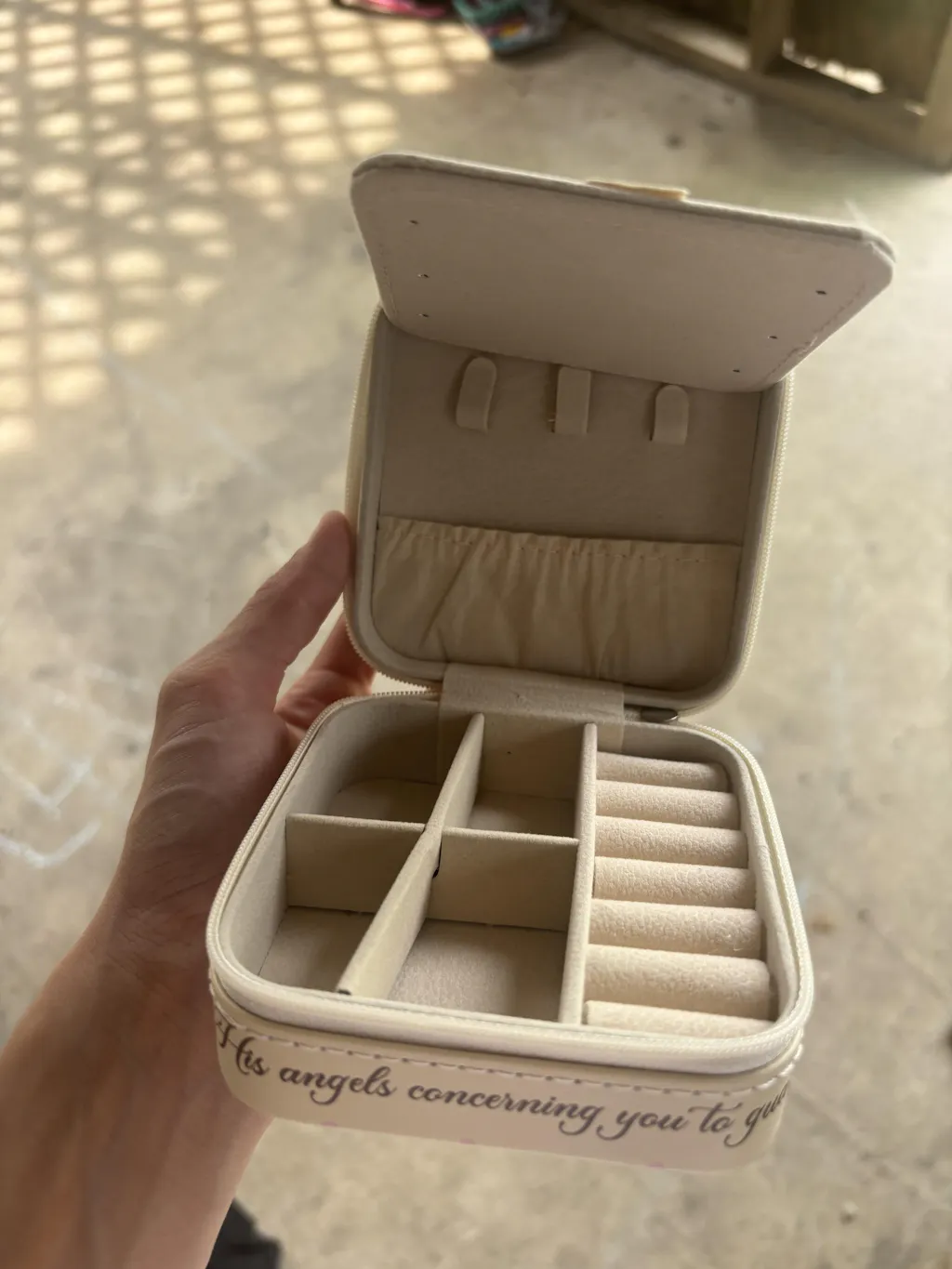 A Little Grey Hare Is Beautiful Travel Jewelry Box