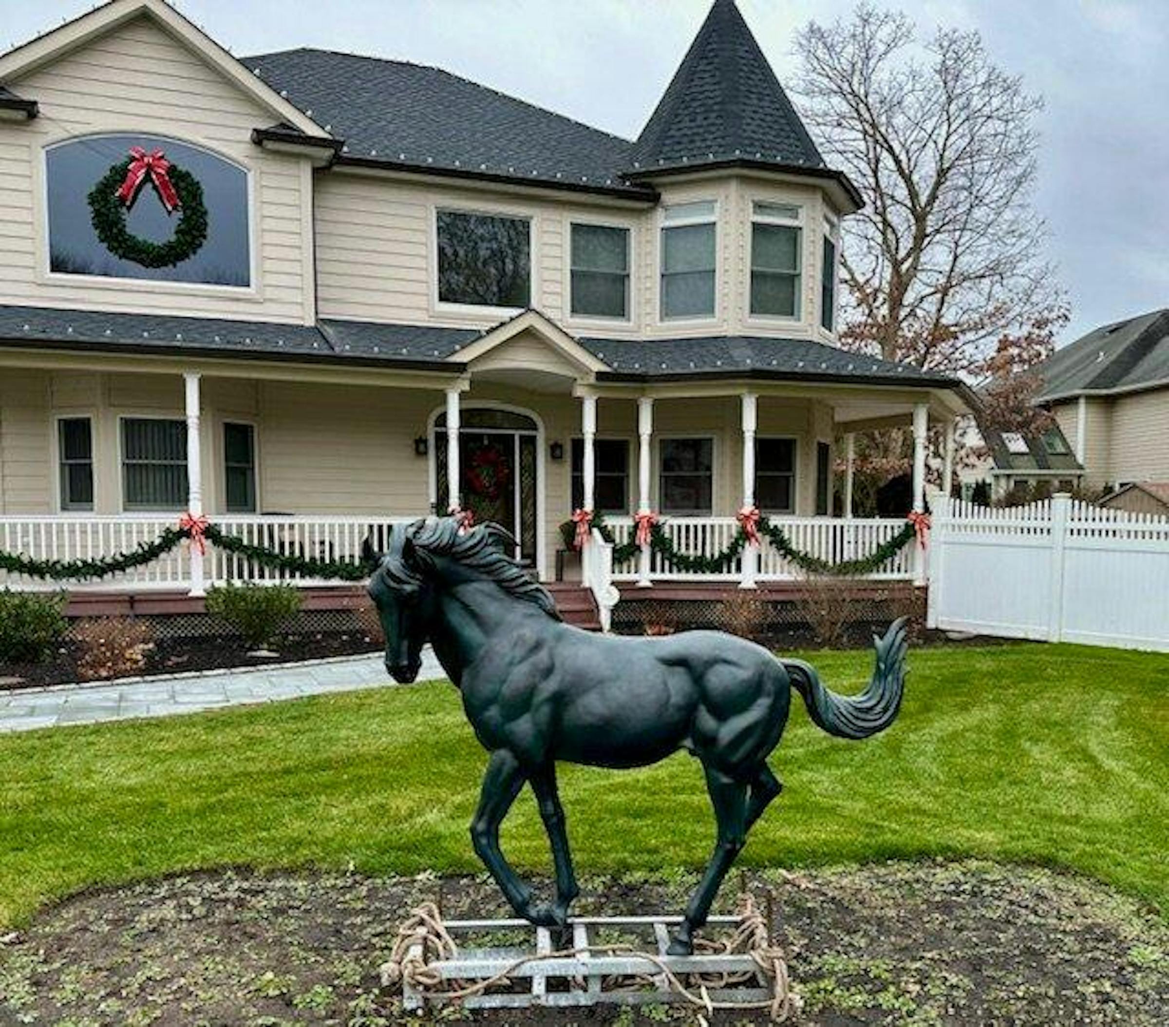 PREMIER Classic Walking Horse Statue Monumental Bronze Horse Sculpture for Public Squares and Equestrian Memorials PSB-073