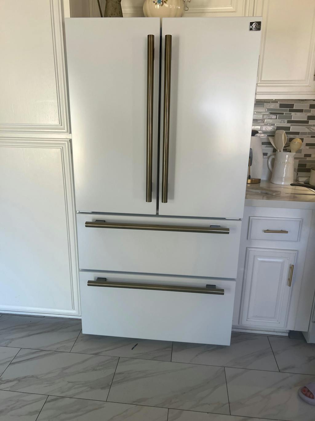 FORNO Espresso Moena 36" 19.2 cu. ft. Counter Depth Refrigerator with Ice Maker in White with Antique Brass Handles, FFRBI1820-36WHT