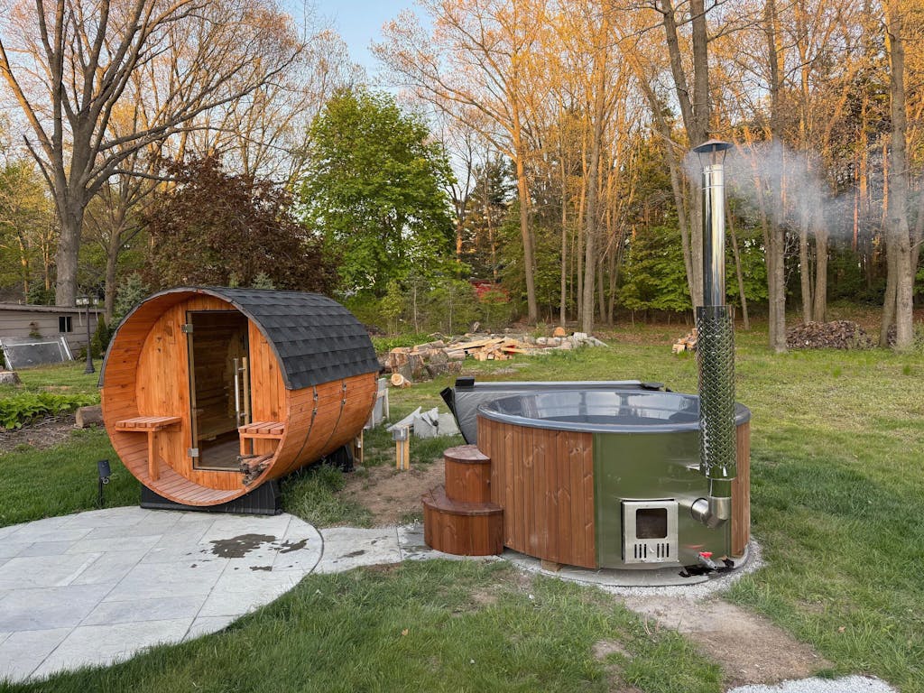 SaunaLife Model S4 Wood-Fired Hot Tub