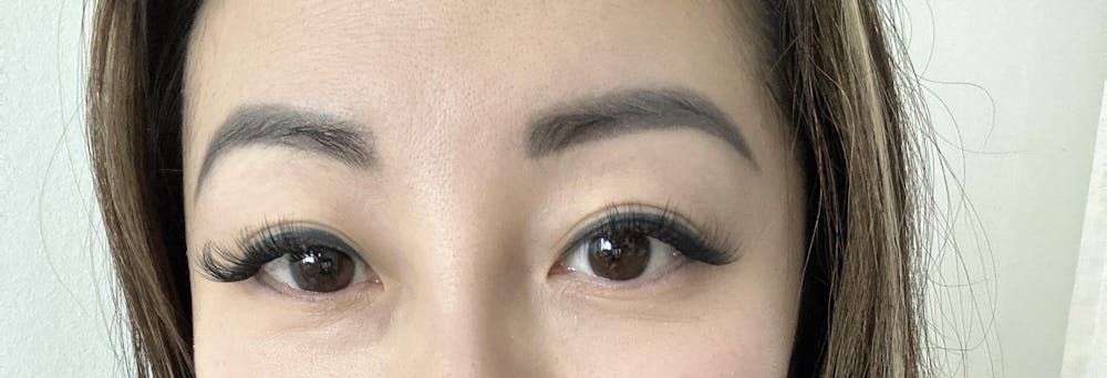 Pre-Glued Lashes - Softly Full