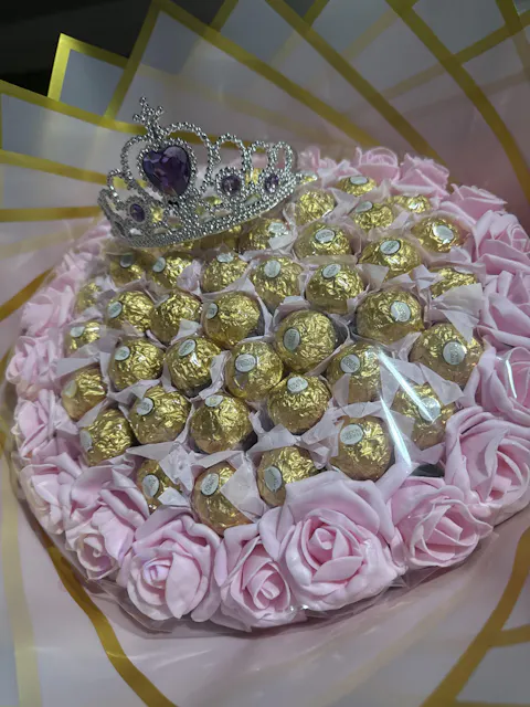 Luxe Ferrero Rocher with Pink Rose Hand-tied Chocolate Bouquet Gift - Tiara Edition