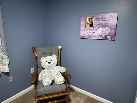 Heartfelt Personalized Memorial For Loved One Canvas for Loss - 'Heaven in Our Home'