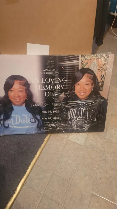 Heartfelt Personalized Memorial For Loved One Canvas for Loss - 'Heaven in Our Home'
