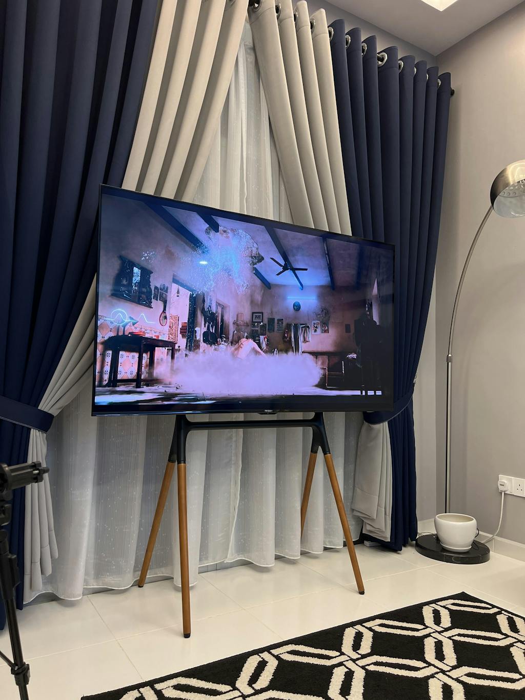 Kanva Quad TV Stand PRISM+ Malaysia