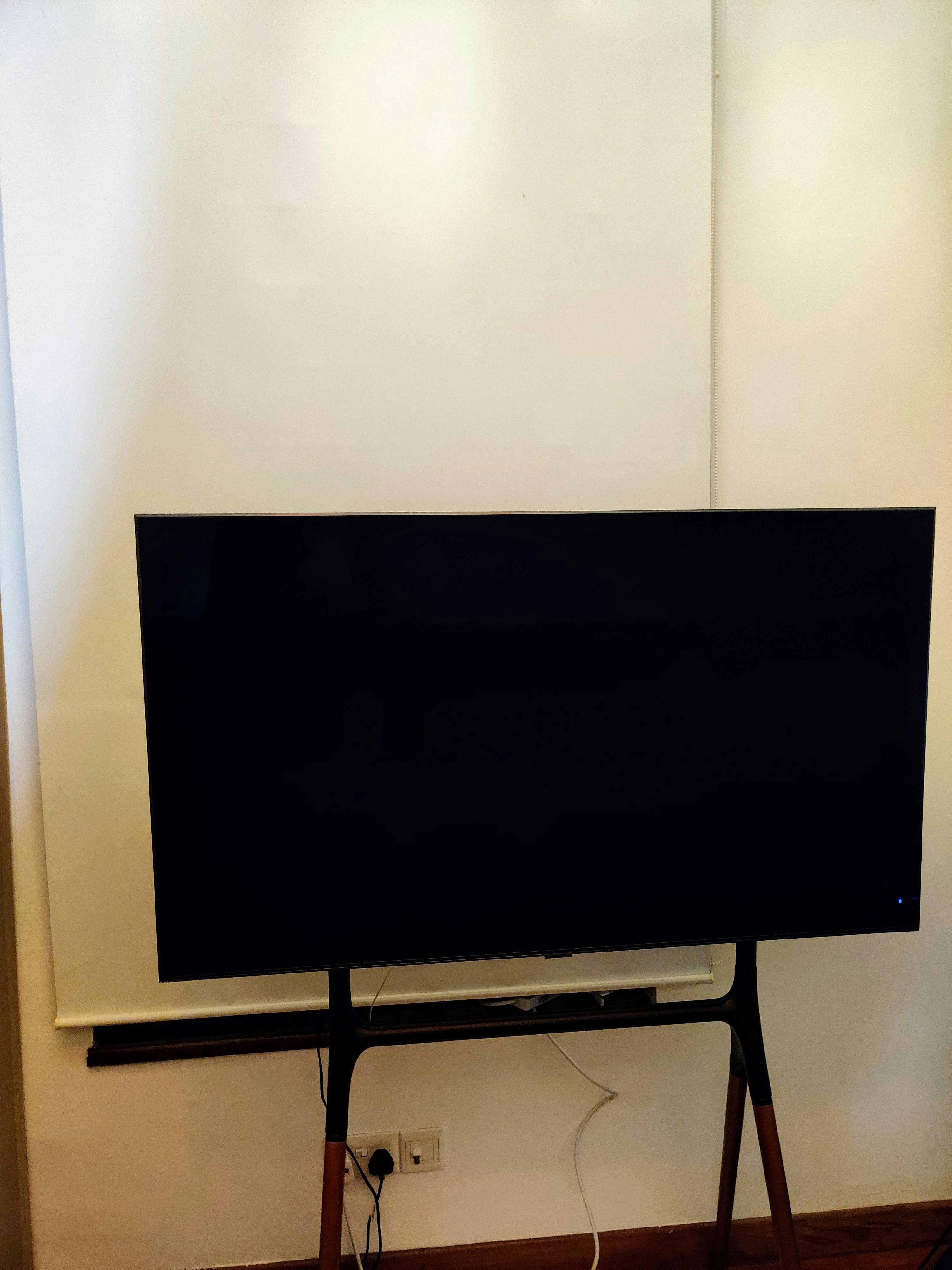 Kanva Quad TV Stand PRISM+